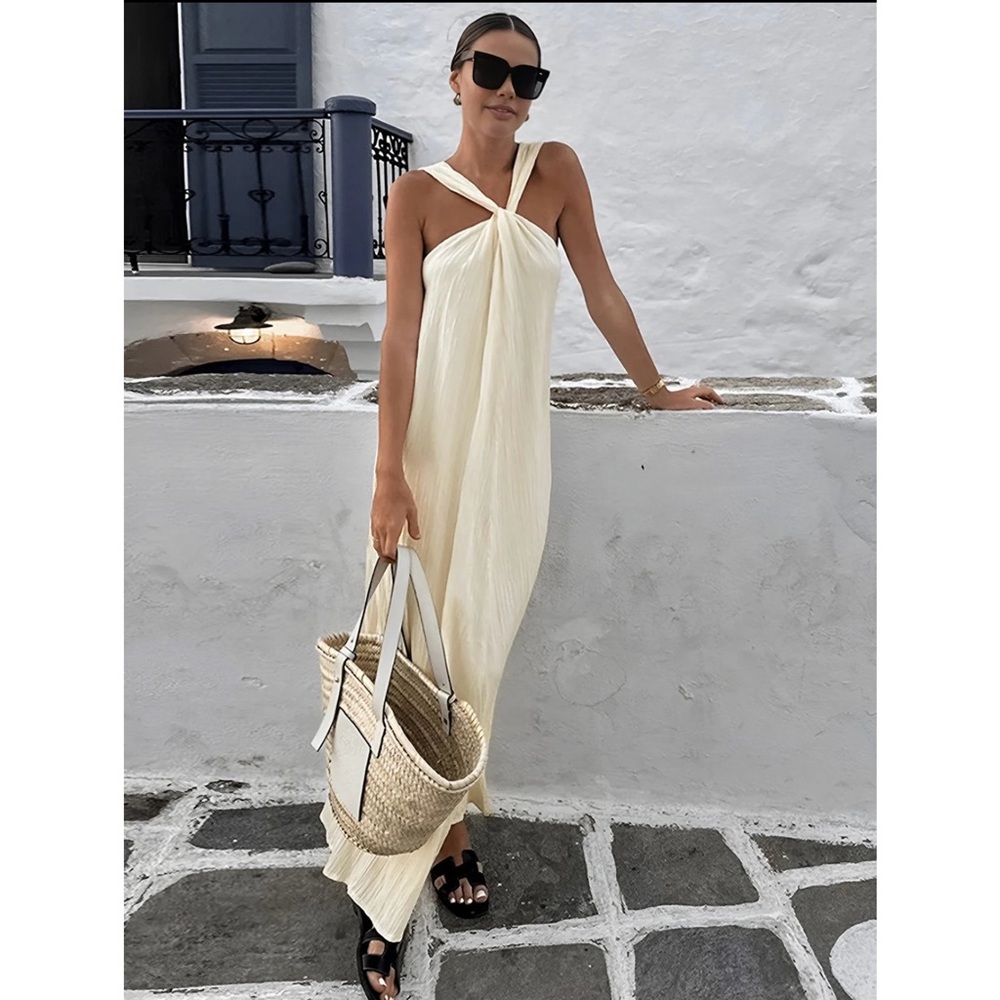 Commense Cream Maxi Dress